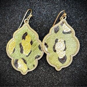 Elegant Gold and Green Leopard Print Cowhide Earrings